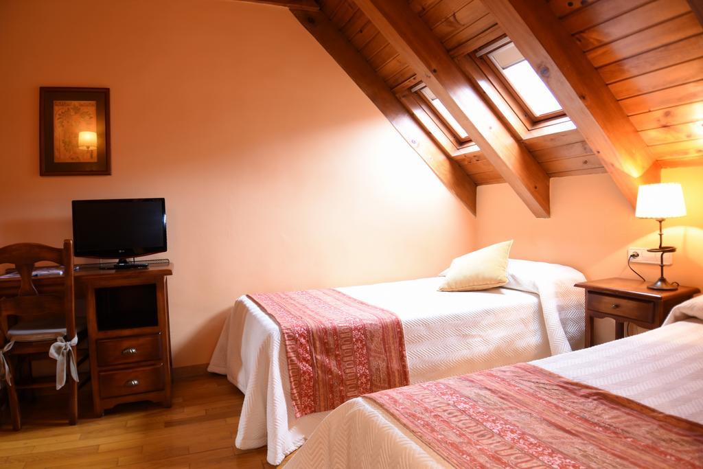 ETH Pomer Vielha Quarto foto
