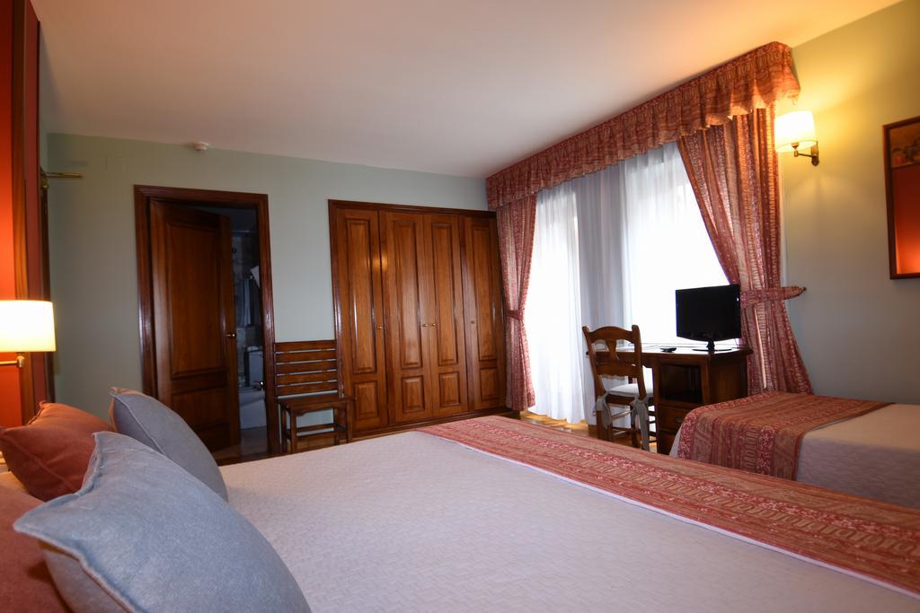 ETH Pomer Vielha Quarto foto